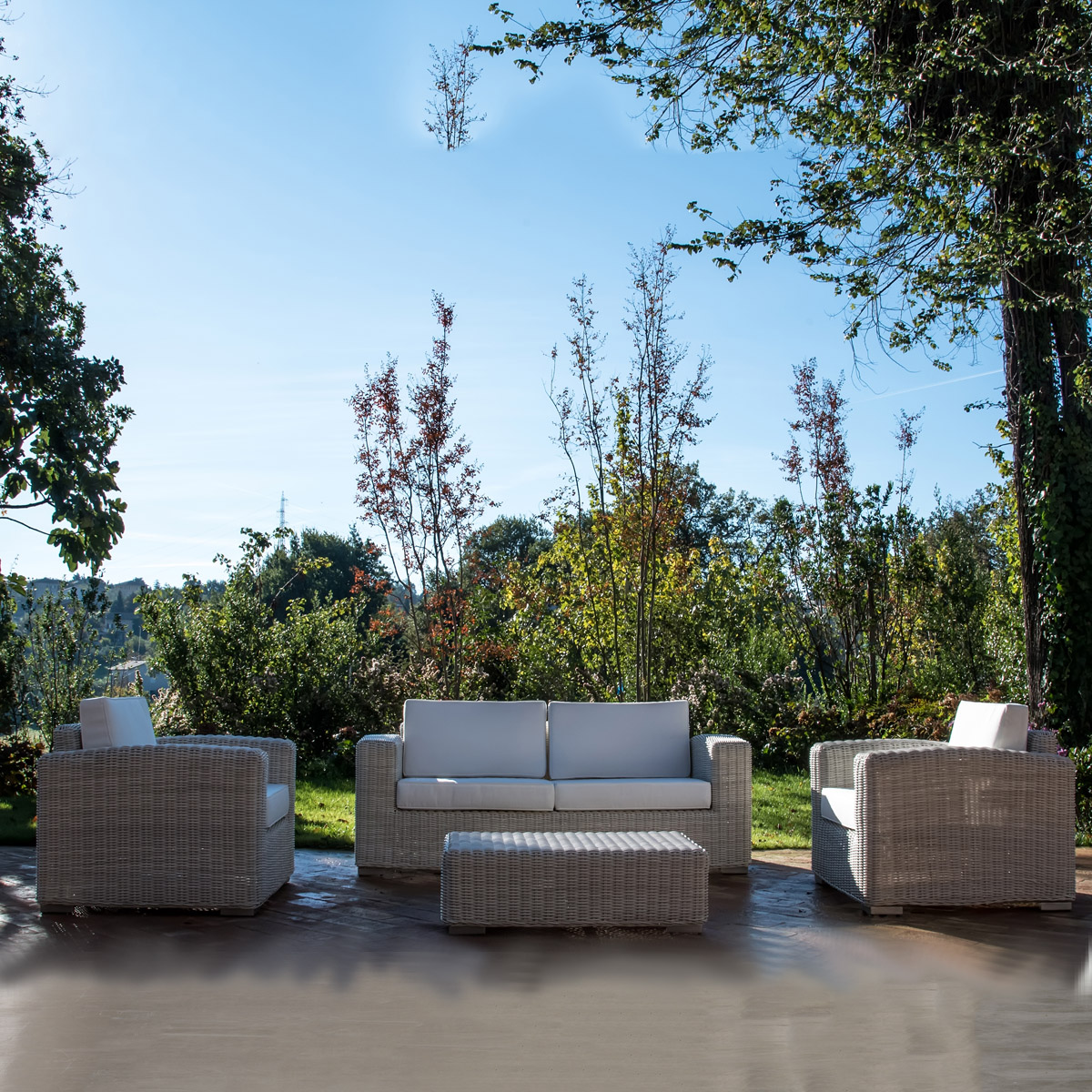 sancilio evotech molfetta - forniture outdoor arredo giardino sedie sedute poltrone divani complementi lounge sostenibilità ROSA SPLENDIANI ambientazione